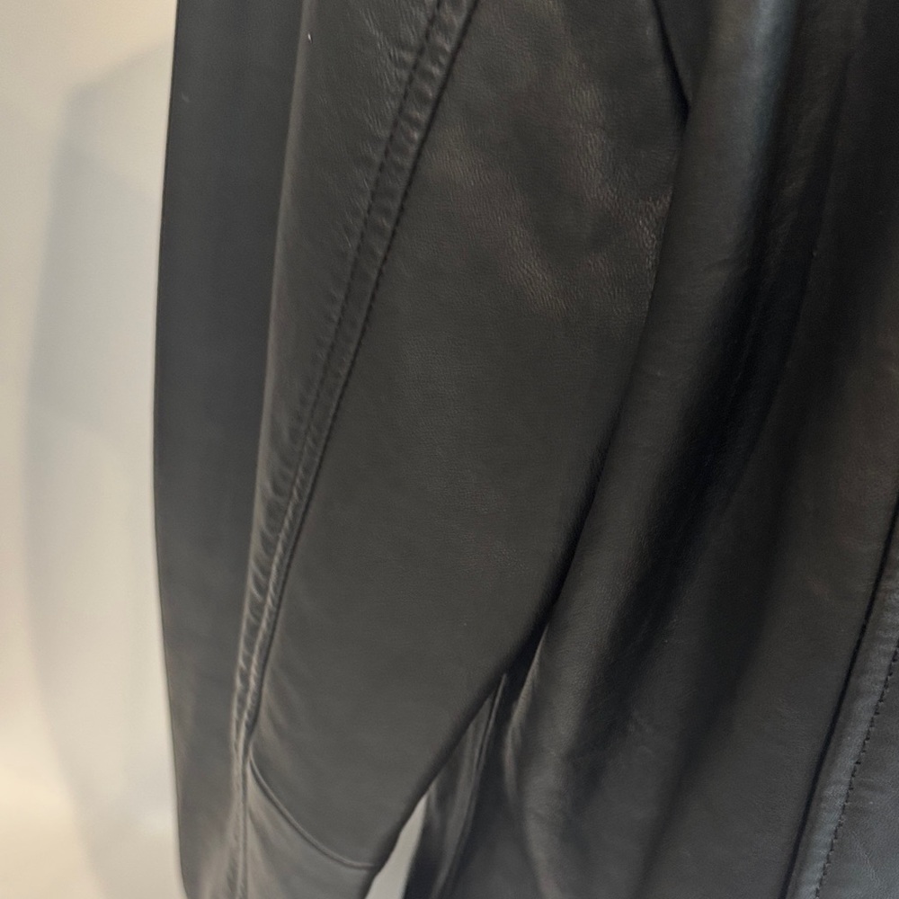 BADGLEY MISCHKA Women's Black Leather Jacket - Picture 11 of 15